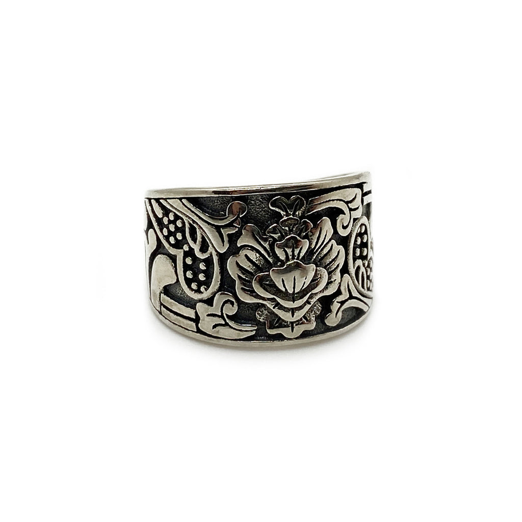 Anillo Bajo Relieve Lotus